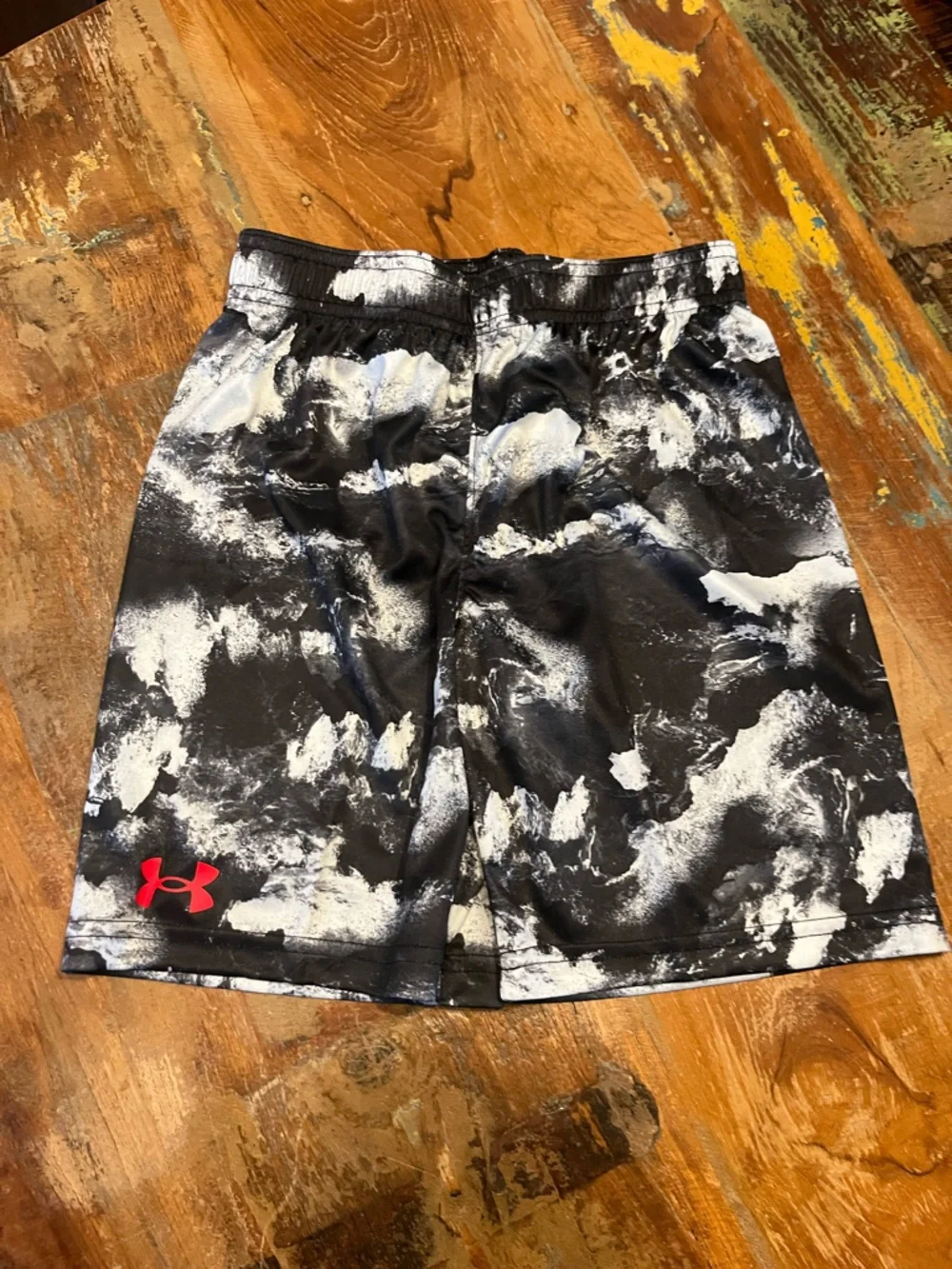 NWT Under Armour Boys 2 Piece Shorts Set